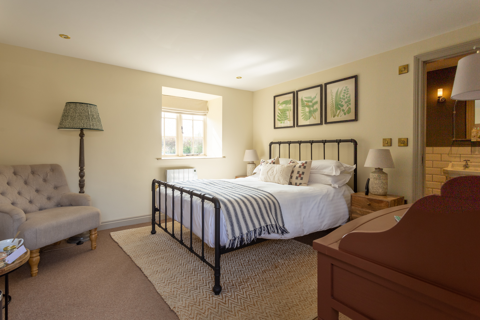 BEDROOM 11_001